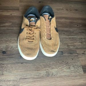 Nike FC classics sneakers